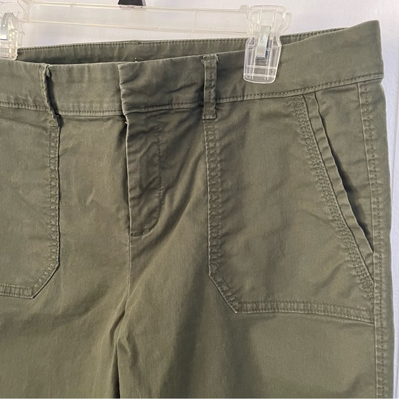 Old Navy olive pixie pants - Picture 3 of 5